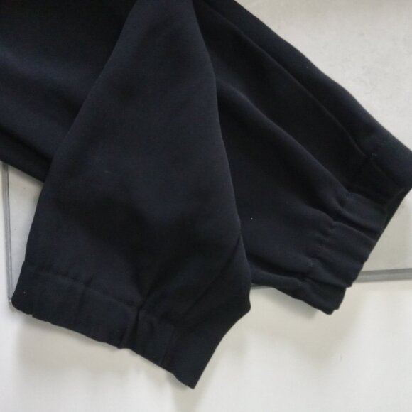 $5 LAST CALL! UNIQLO | Tapered Dress Pants - Picture 7 of 11